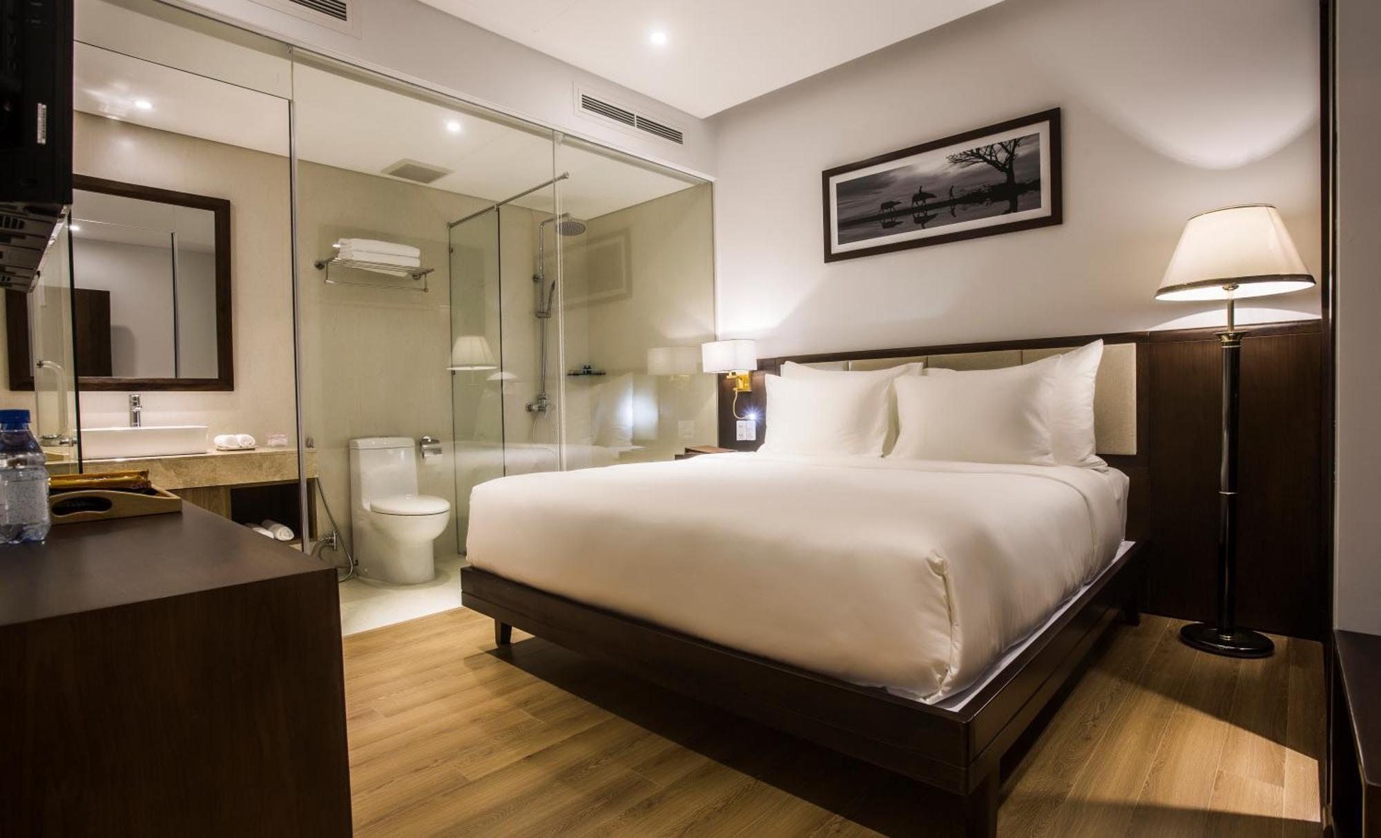 Di Lusso Boutique Hotel Riverside Danang Экстерьер фото