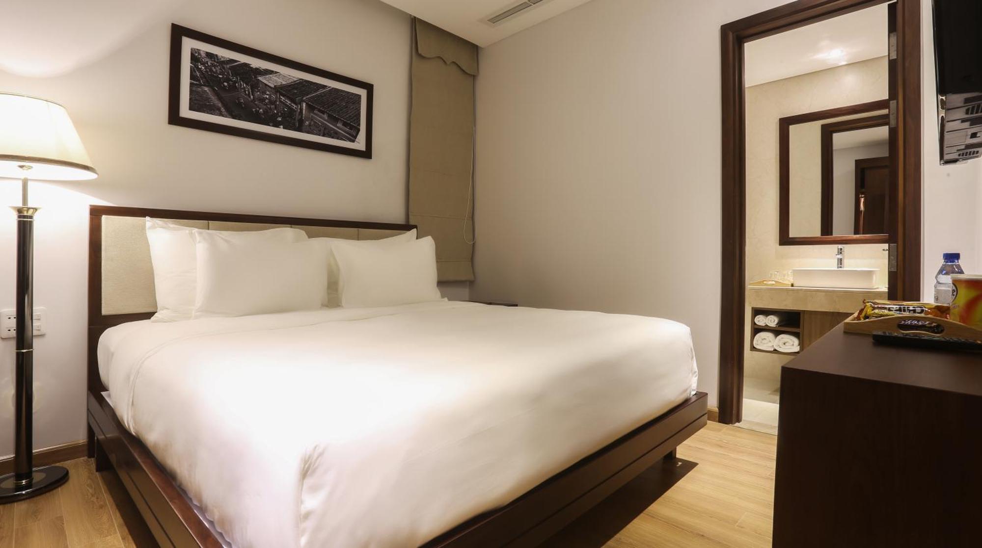 Di Lusso Boutique Hotel Riverside Danang Экстерьер фото